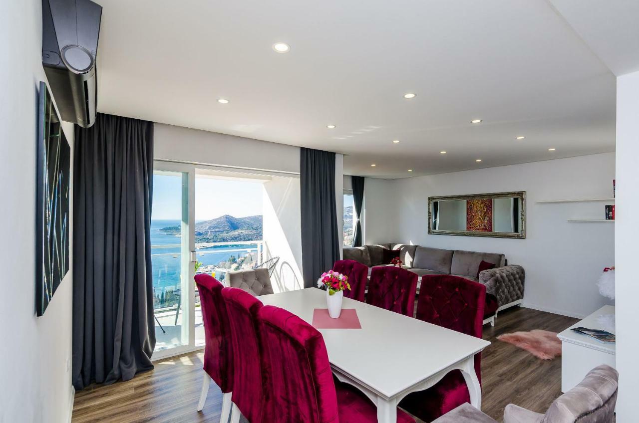 Superior Apartment Nike Mlini Luaran gambar