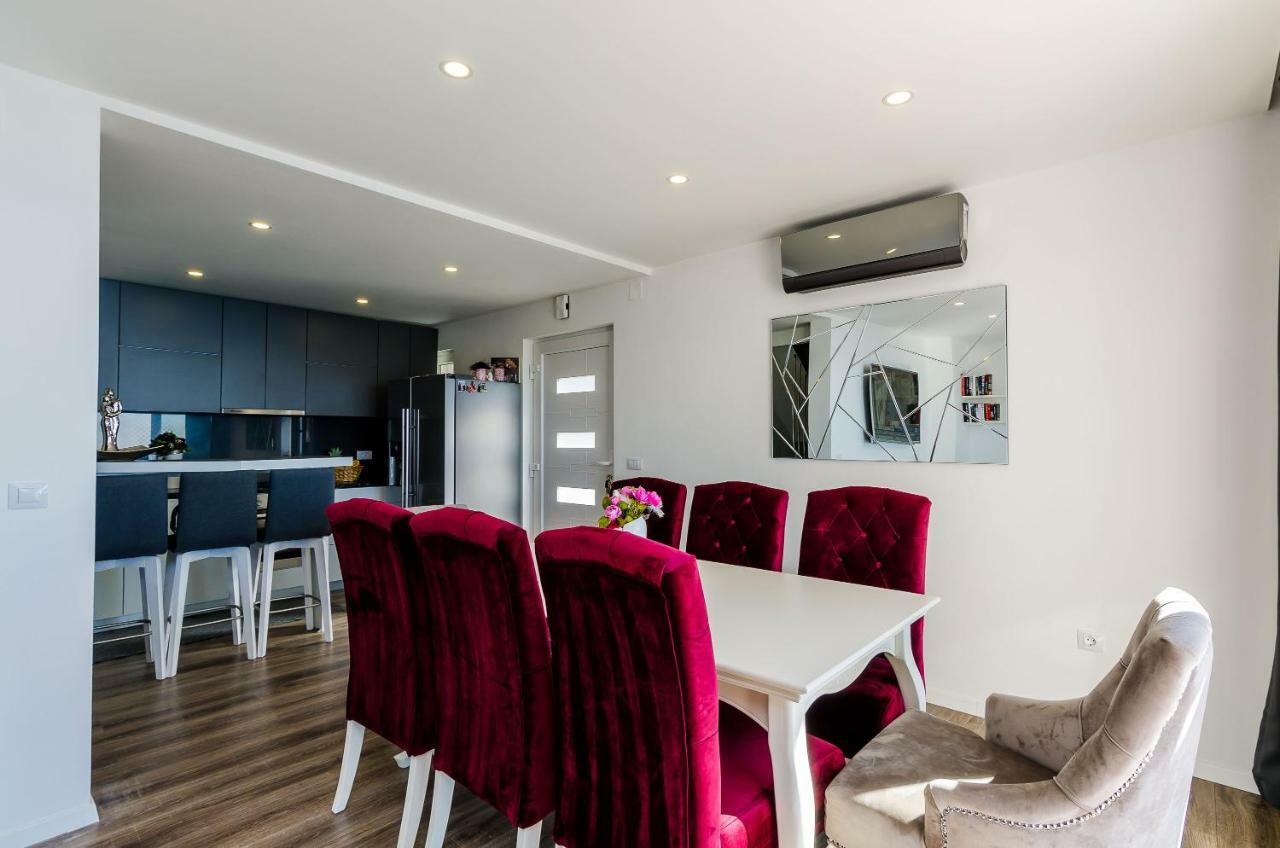 Superior Apartment Nike Mlini Luaran gambar