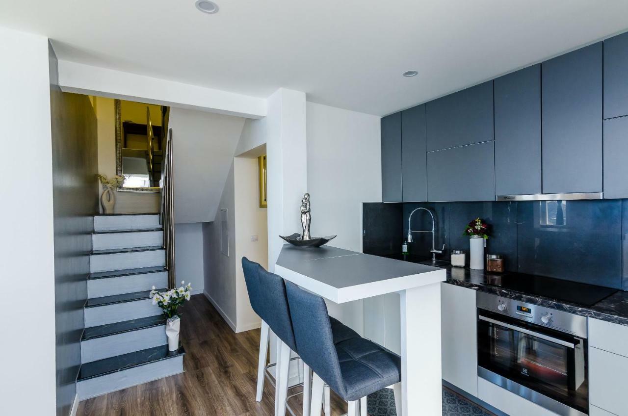 Superior Apartment Nike Mlini Luaran gambar