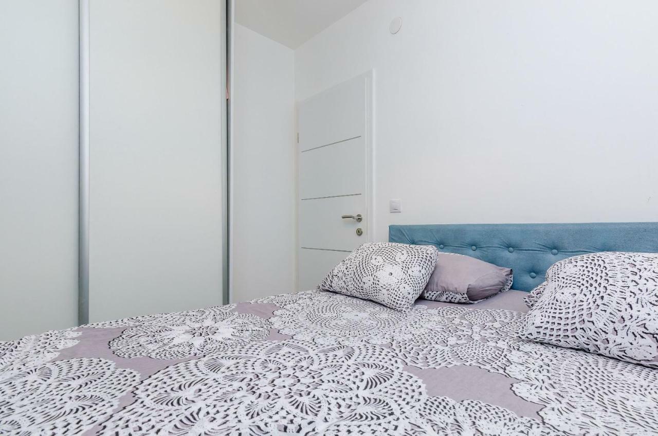 Superior Apartment Nike Mlini Luaran gambar